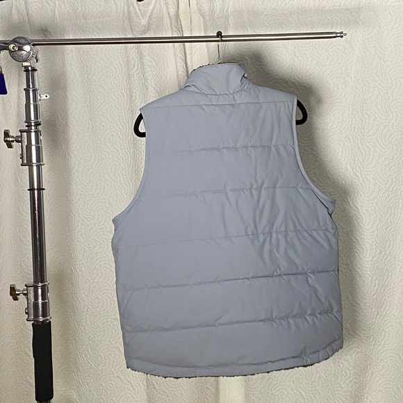 Carhartt warm, water resistant reversible vest in great condition - Picture 3 of 5